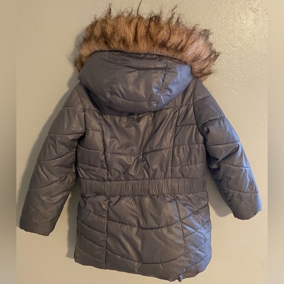 Michael Kors Toddlers Jacket Size: 3T Color: Gray and Light Pink - Picture 3 of 14